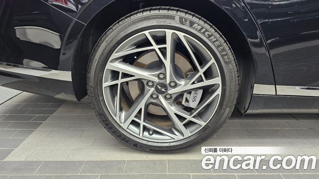 Genesis G90 из Кореи Encar