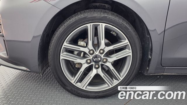 Kia K3 Luxury — пробег 68 826 км — фото 5 из 5