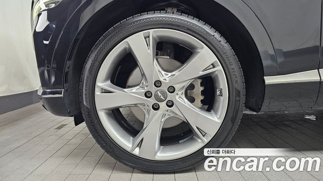 Genesis GV80 из Кореи Encar