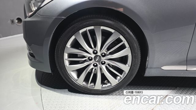 Hyundai Genesis из Кореи Encar