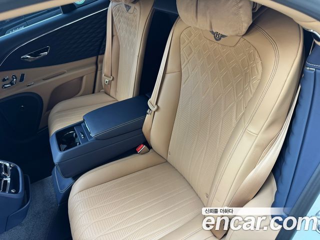 Bentley Flying Spur из Кореи Encar