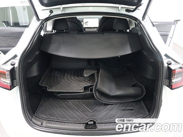 Tesla Model Y RWD — пробег 59 251 км — фото 5 из 5