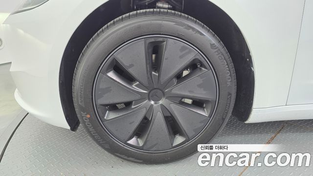 Tesla Model 3 Premium Long Range RWD — пробег 2 204 км — фото 5 из 5