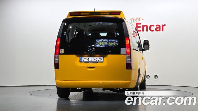 Hyundai Staria из Кореи Encar