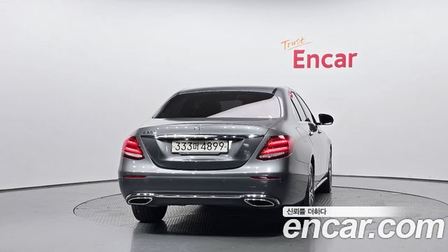 Mercedes-Benz E-Class E300 Avantgarde — пробег 90 669 км — фото 4 из 5