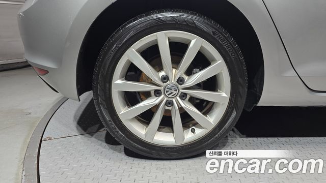 Volkswagen Golf из Кореи Encar