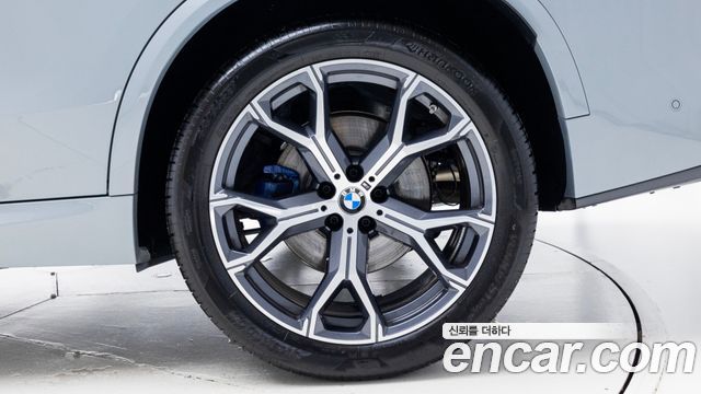 BMW X5 xDrive 40i M Sport — пробег 4 196 км — фото 5 из 5