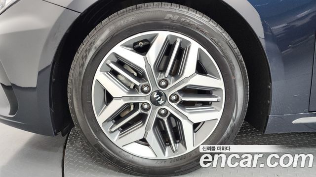 Kia K5 Noblesse Special — пробег 93 776 км — фото 5 из 5