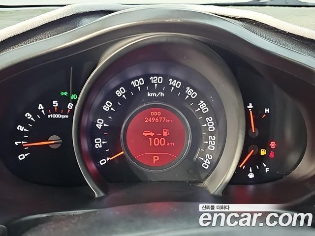 Kia Sportage Diesel 2WD TLX High-Deluxe — пробег 249 678 км — фото 5 из 5