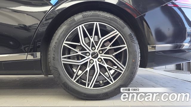 Genesis G90 из Кореи Encar