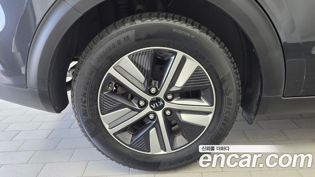 Kia Niro 1.6 HEV Noblesse Special — пробег 86 846 км — фото 5 из 5