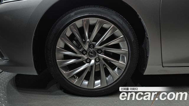 Lexus ES из Кореи Encar