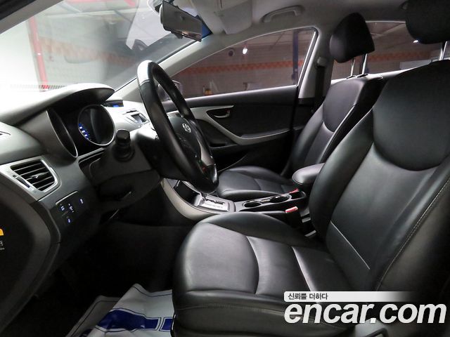 Hyundai AVANTE M16 GDI Smart — пробег 87 600 км — фото 5 из 5