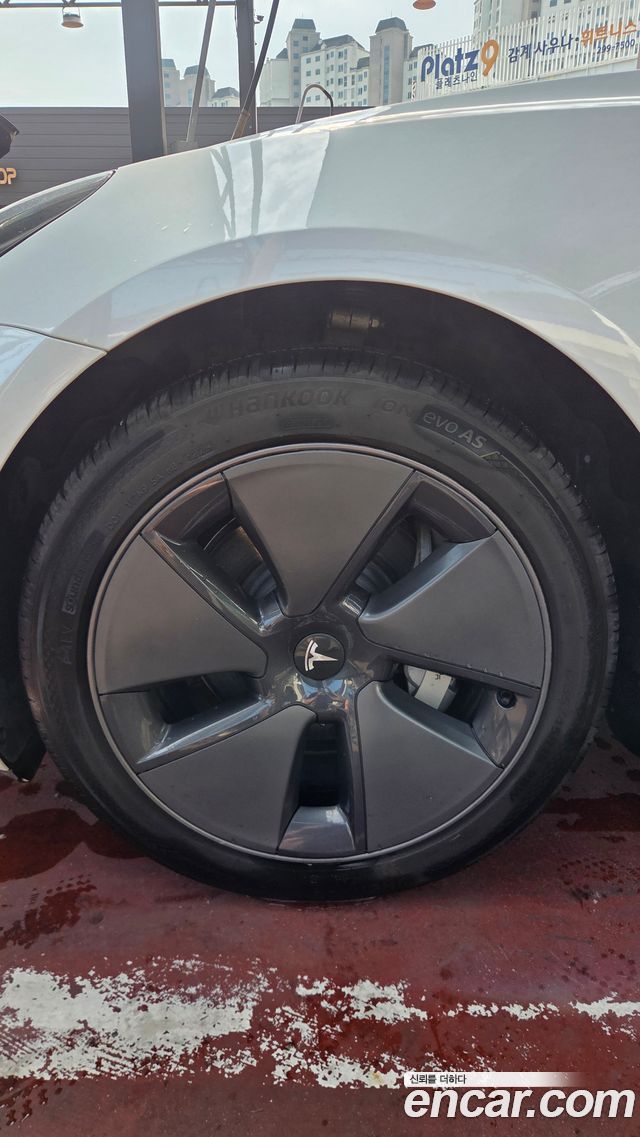Tesla Model 3 RWD — пробег 65 700 км — фото 5 из 5