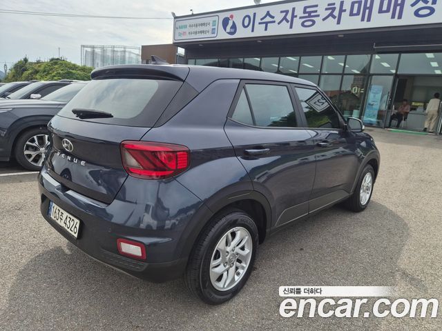 Hyundai Venue из Кореи Encar