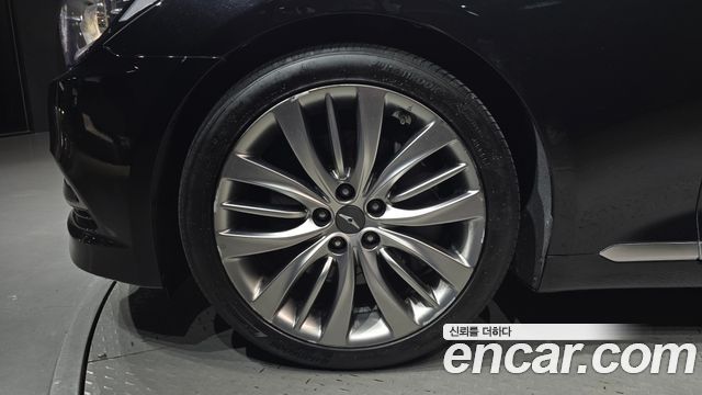 Hyundai Genesis из Кореи Encar