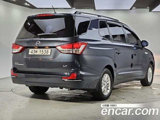 Ssangyong KORANDO 2WD LT 9-seater — пробег 158 767 км — фото 4 из 5