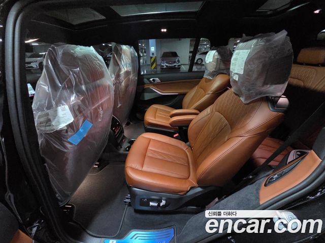 BMW X7 xDrive 40i M Sport 6STR — пробег 5 004 км — фото 5 из 5