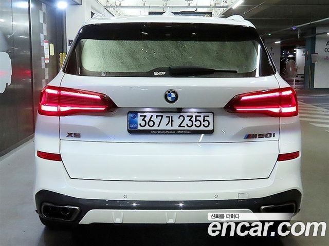 BMW X5 M50i — пробег 33 275 км — фото 5 из 5