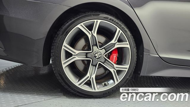 Kia Stinger из Кореи Encar
