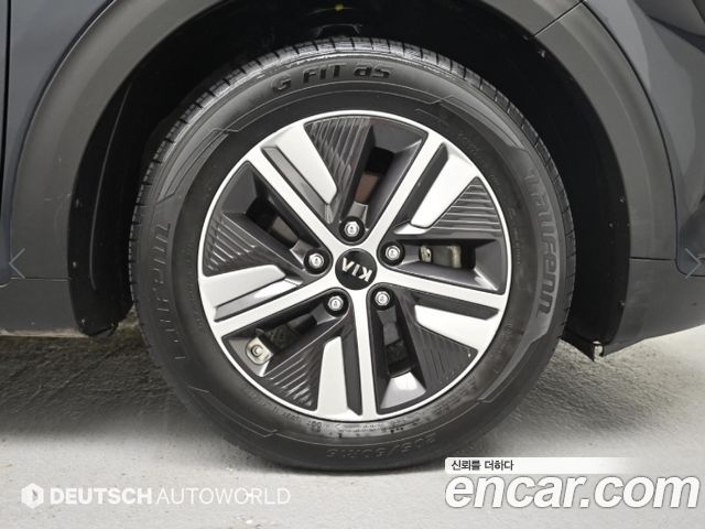 Kia Niro 1.6 HEV Prestige — пробег 138 119 км — фото 5 из 5