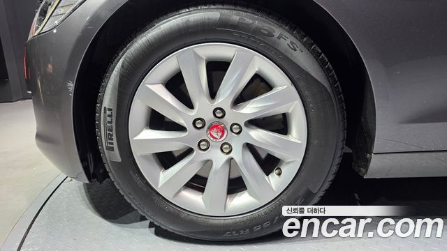 Jaguar XF из Кореи Encar