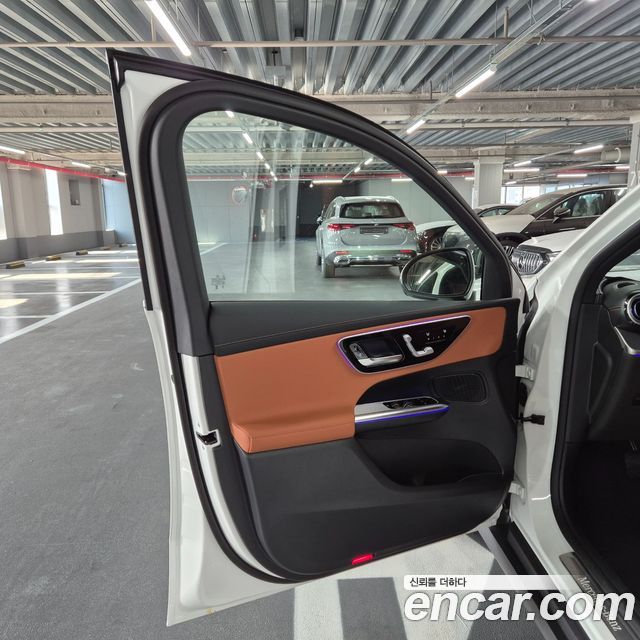 Mercedes-Benz GLC-Class GLC220 d 4MATIC — пробег 8 000 км — фото 5 из 5