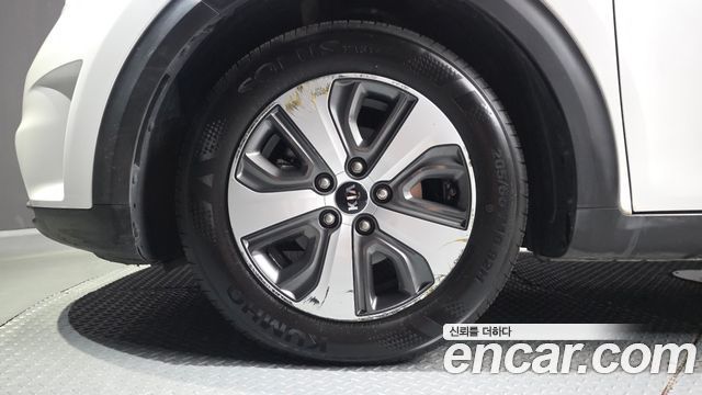 Kia Niro из Кореи Encar