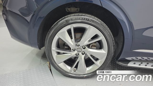 Genesis GV70 из Кореи Encar