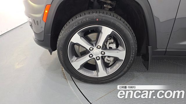 Jeep Cherokee 4xe Limited — пробег 23 197 км — фото 5 из 5