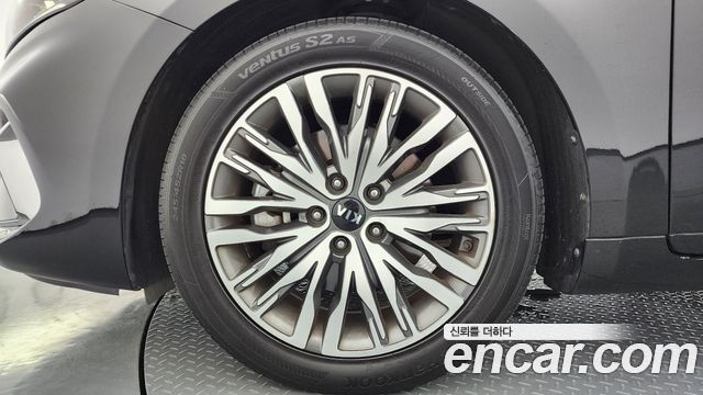 Kia K7 из Кореи Encar
