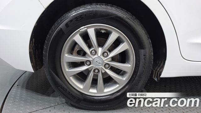 Hyundai AVANTE 1.6 Smart — пробег 157 113 км — фото 5 из 5