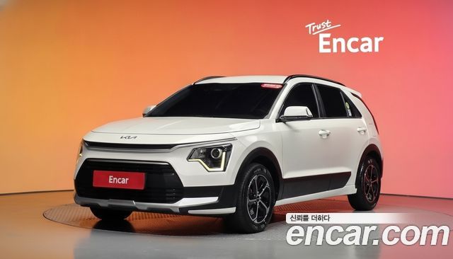 Kia Niro Trendy — пробег 55 901 км — фото 1 из 5