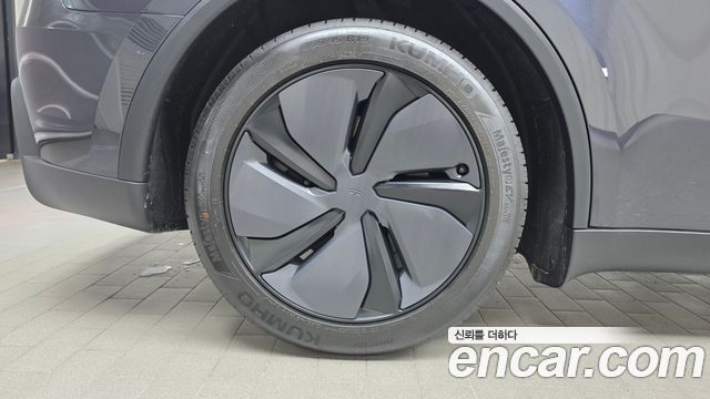 Tesla Model Y Premium Long Range AWD — пробег 3 466 км — фото 5 из 5