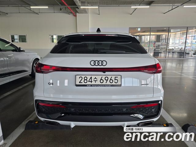 Audi Q5 45 TFSI Quattro Sportback S Line — пробег 1 703 км — фото 5 из 5