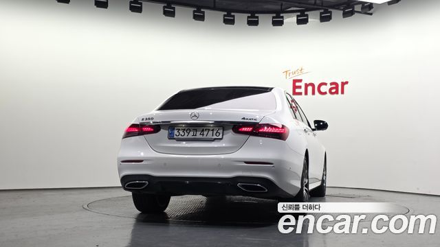 Mercedes-Benz E-Class E350 4MATIC AMG Line — пробег 70 474 км — фото 4 из 5