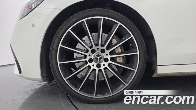 Mercedes-Benz E-Class E350 4MATIC AMG Line — пробег 70 474 км — фото 5 из 5