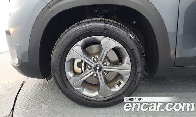 Kia Seltos из Кореи Encar