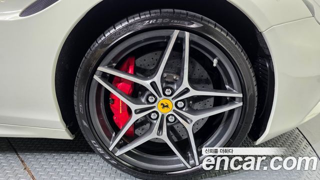 Ferrari California из Кореи Encar