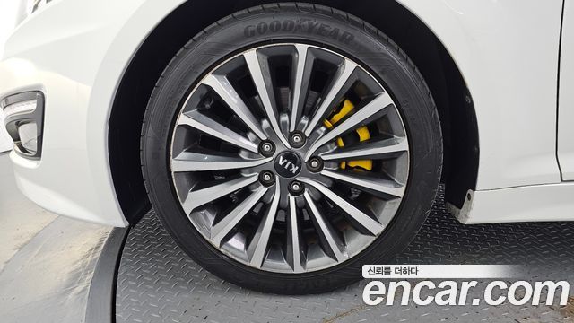 Kia K5 из Кореи Encar