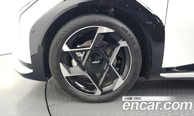 Kia EV4 из Кореи Encar