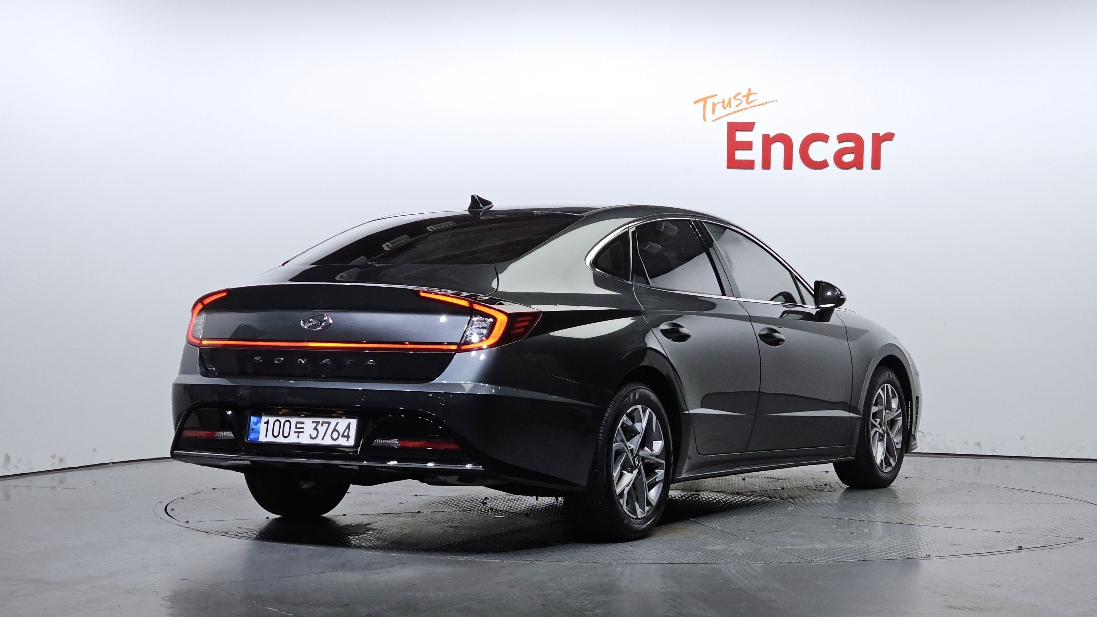 HYUNDAI SONATA DN8 из Кореи Encar