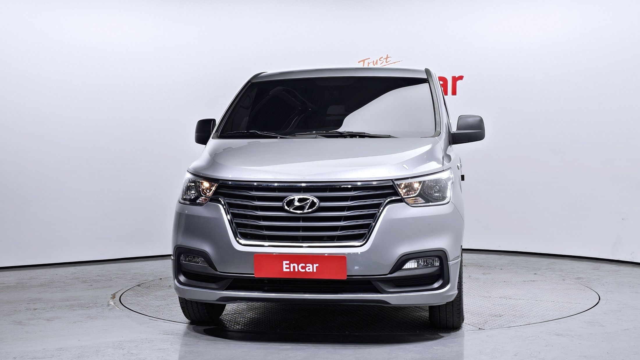 HYUNDAI STAREX GRAND из Кореи Encar